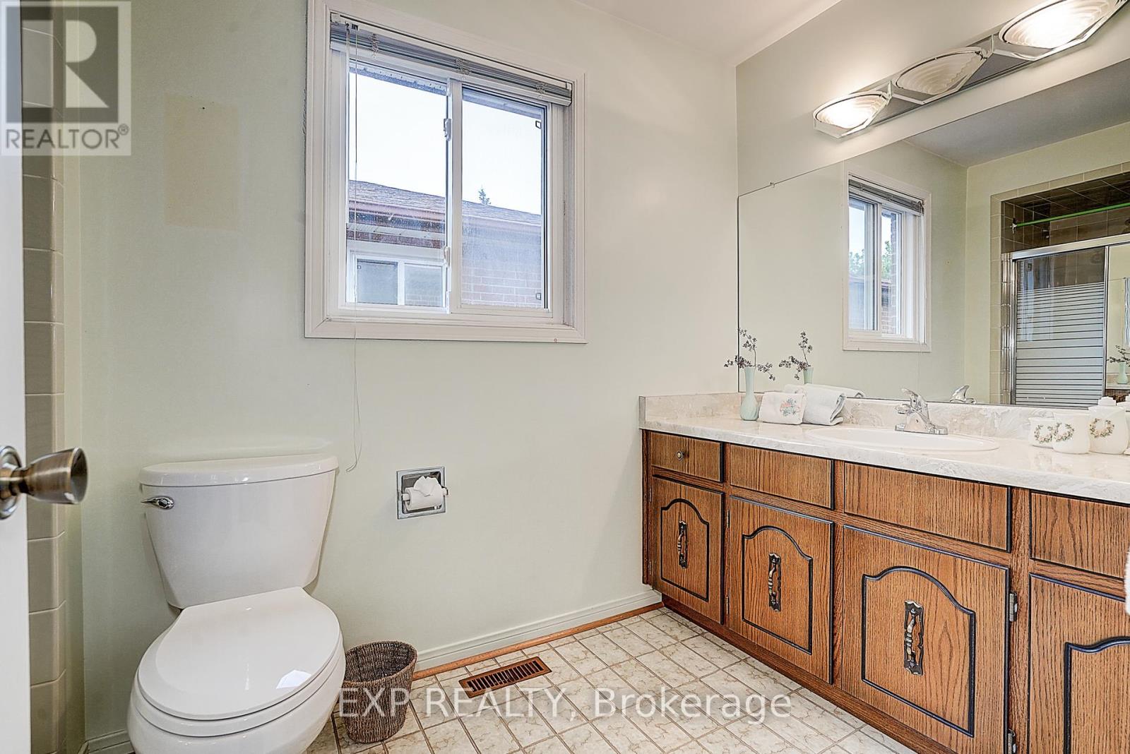 4458 Bathurst Street, Toronto, Ontario  M3H 3S2 - Photo 27 - C12166168