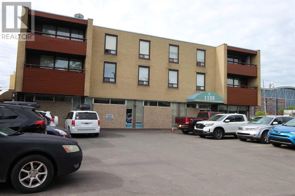 2, 1133 17 Avenue Nw, Calgary, Alberta  T2M 0P6 - Photo 1 - A2184464