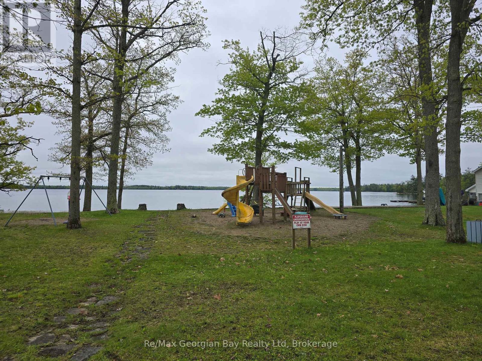 Beach Chalet #3 - 1230 Grandview Lodge Road, Severn, Ontario  P0E 1N0 - Photo 43 - S12167511