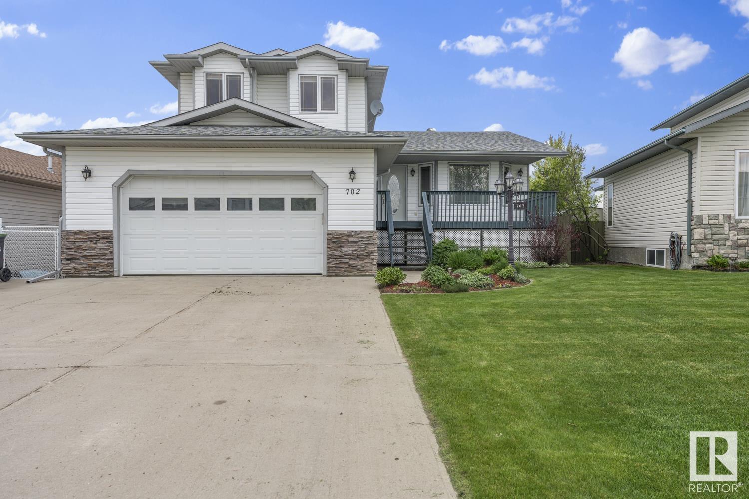 Property at 702 20 AV image 2