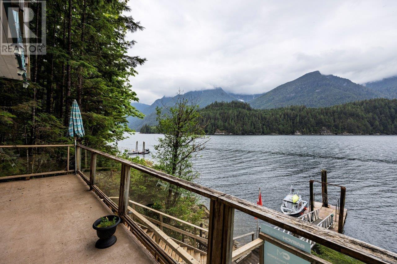 11 East Of Croker Island, North Vancouver, British Columbia  V0V 0V0 - Photo 11 - R2995484