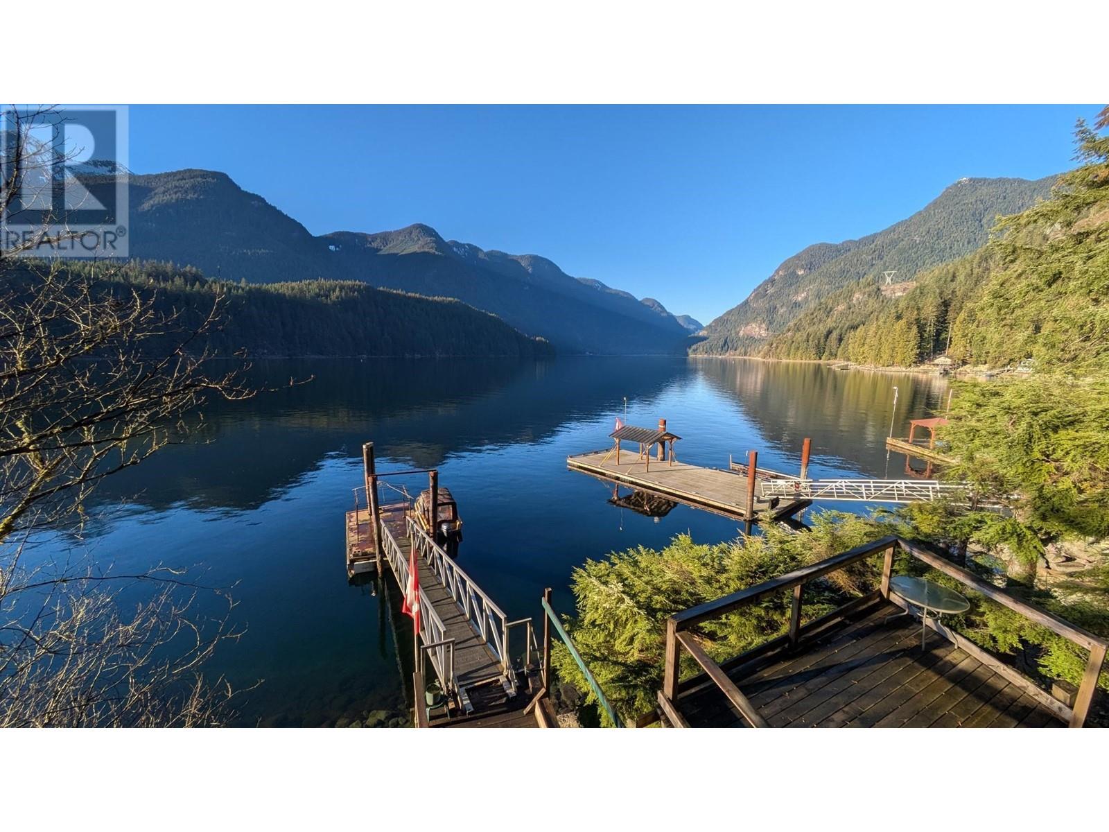 11 EAST OF CROKER ISLAND, North Vancouver, British Columbia