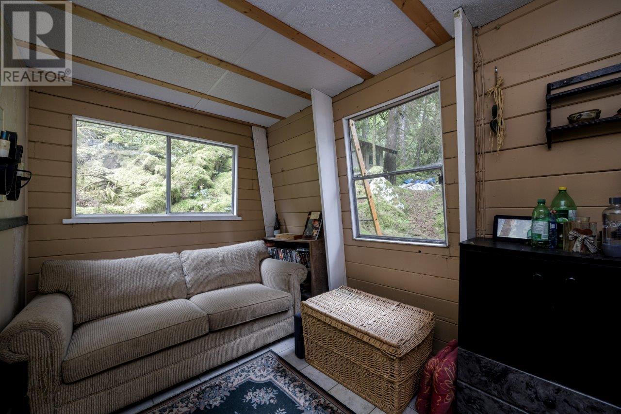 11 East Of Croker Island, North Vancouver, British Columbia  V0V 0V0 - Photo 21 - R2995484