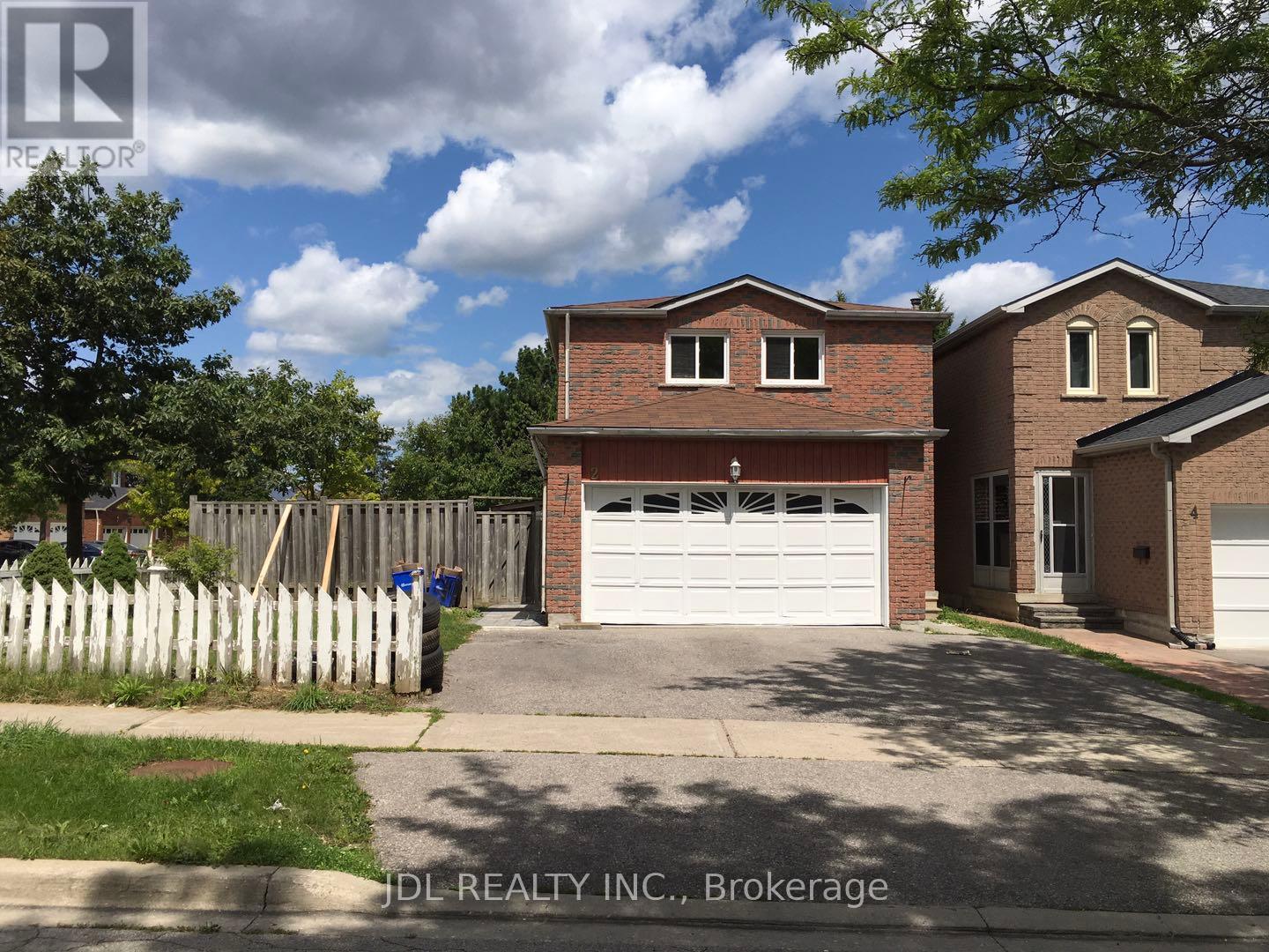 2 LAGUNA CRESCENT, Markham, Ontario