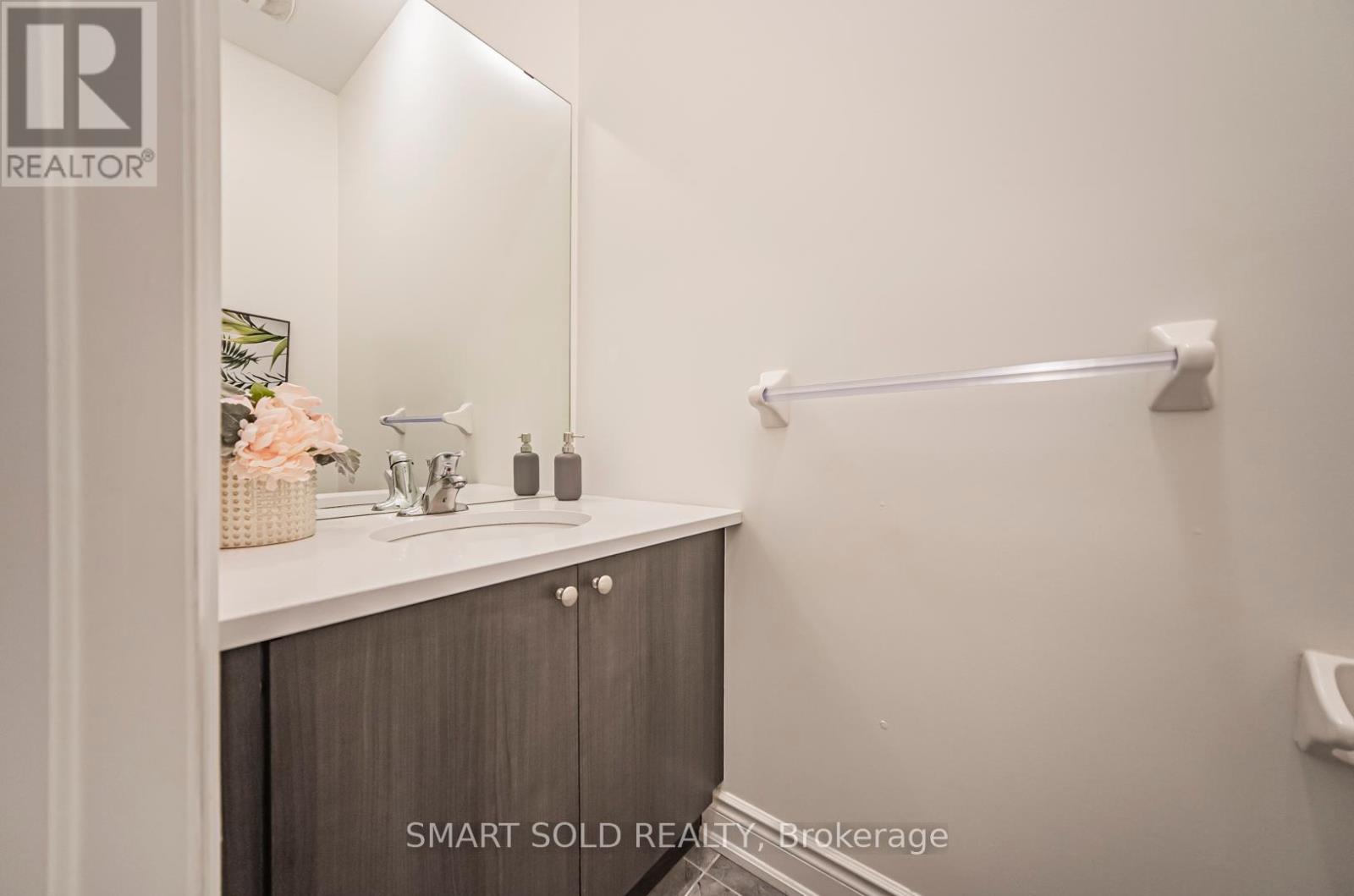 36 Laurier Avenue, Richmond Hill, Ontario  L4E 2Z5 - Photo 24 - N12171901
