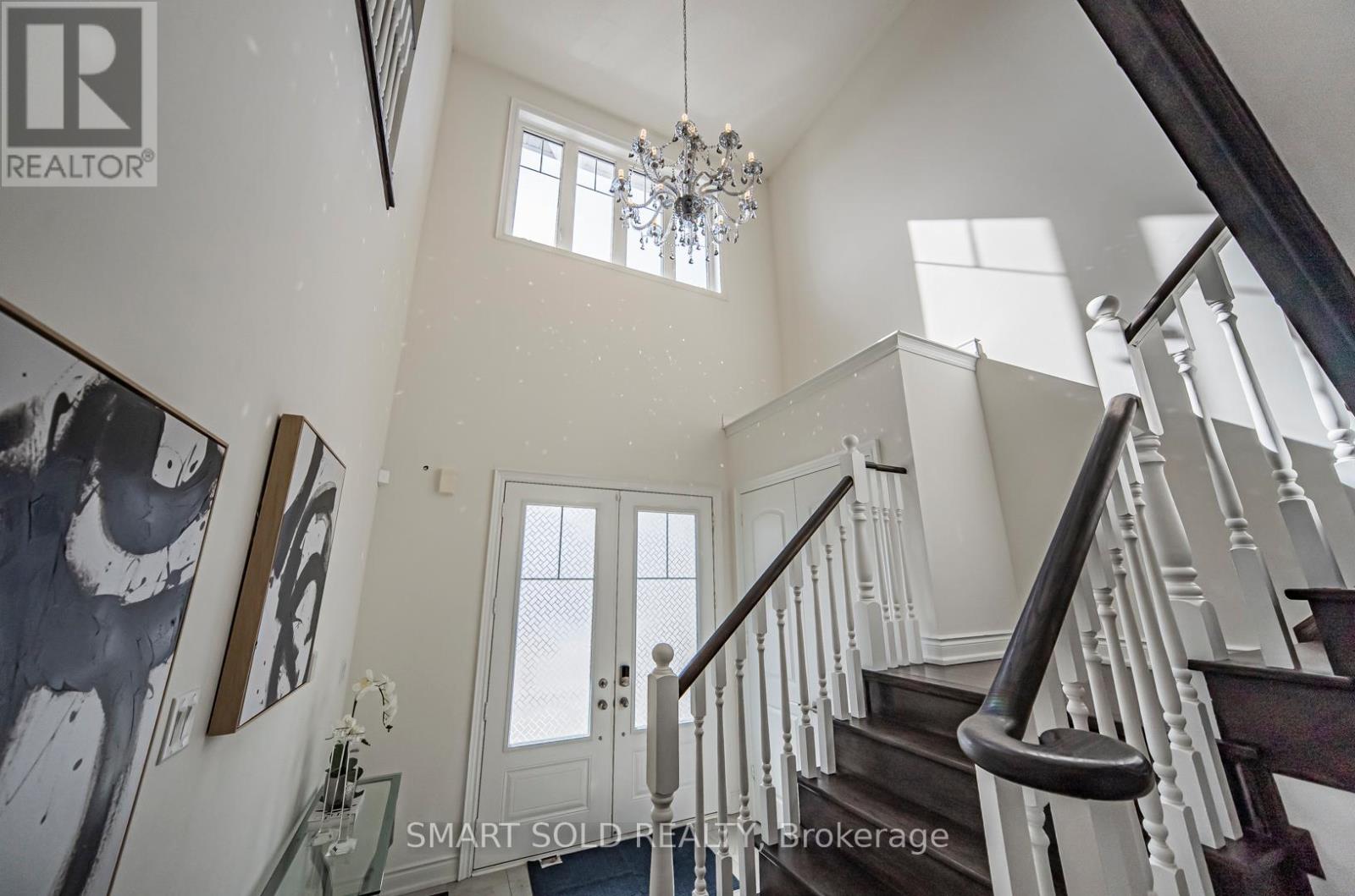 36 Laurier Avenue, Richmond Hill, Ontario  L4E 2Z5 - Photo 7 - N12171901