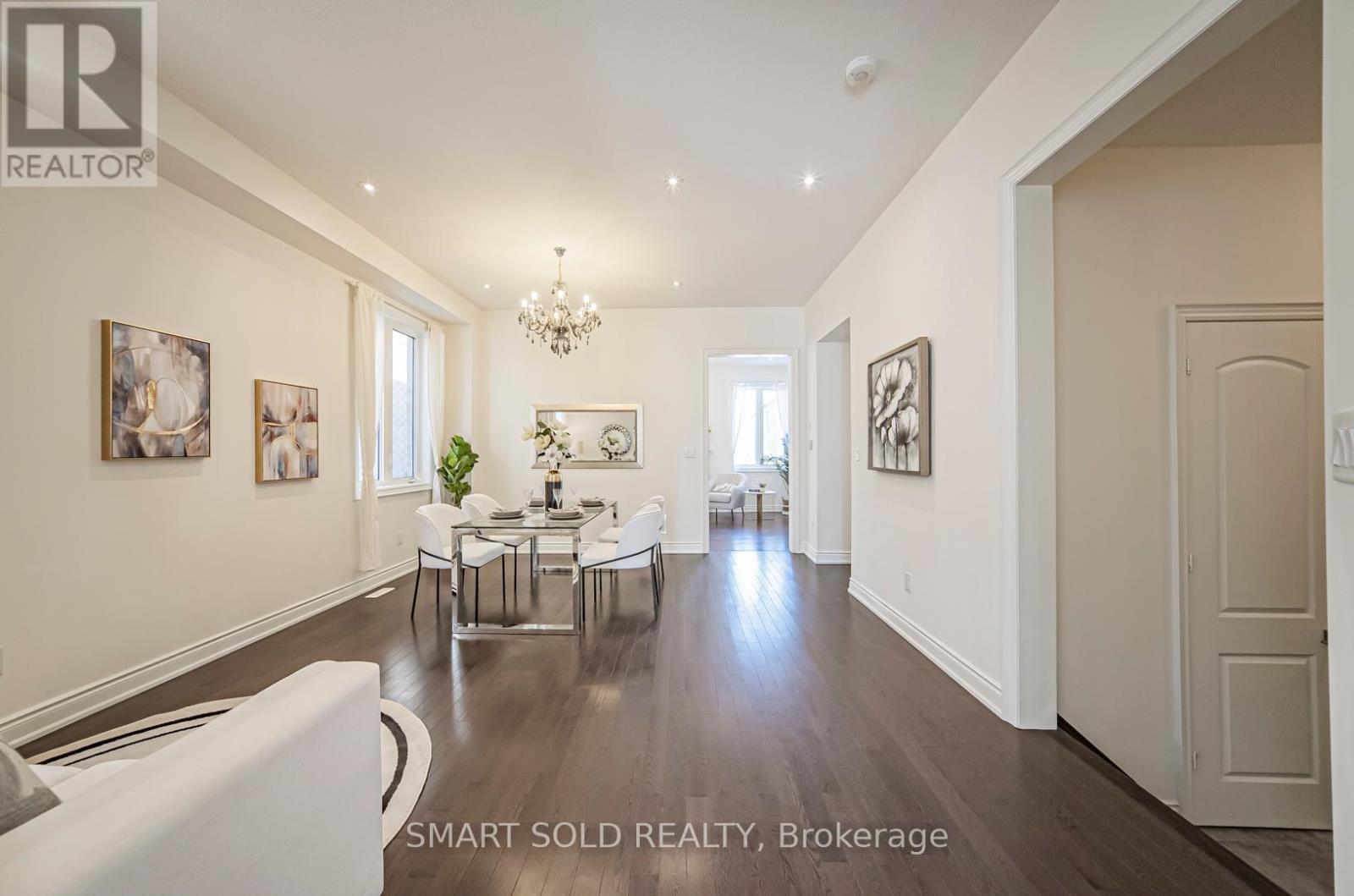 36 Laurier Avenue, Richmond Hill, Ontario  L4E 2Z5 - Photo 8 - N12171901