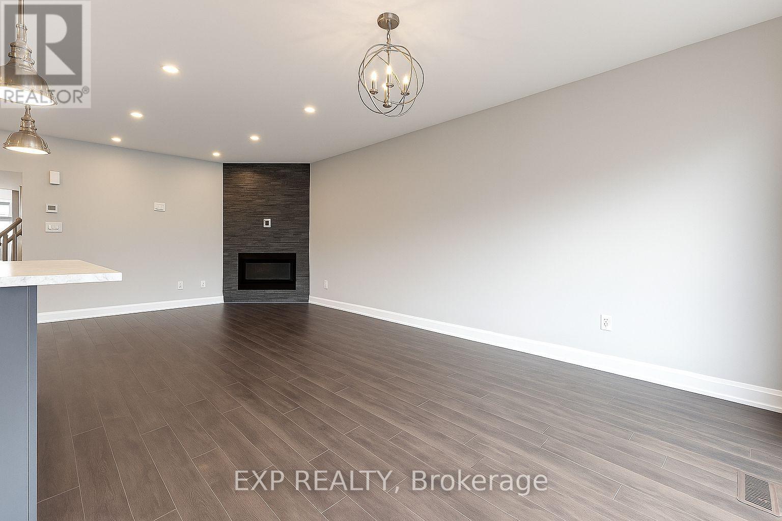 196 St Malo Place, Russell, Ontario  K0A 1W0 - Photo 26 - X12171910
