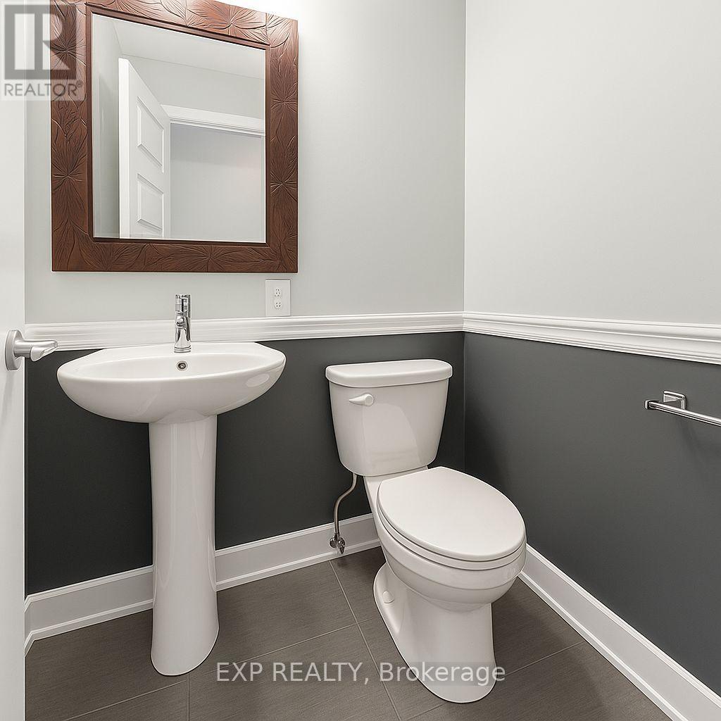 196 St Malo Place, Russell, Ontario  K0A 1W0 - Photo 4 - X12171910