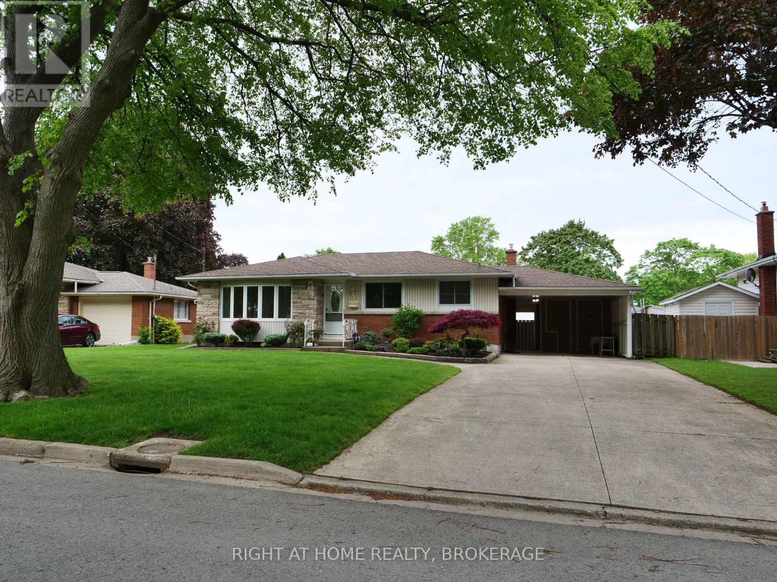 63 TRELAWNE DRIVE, St. Catharines, Ontario
