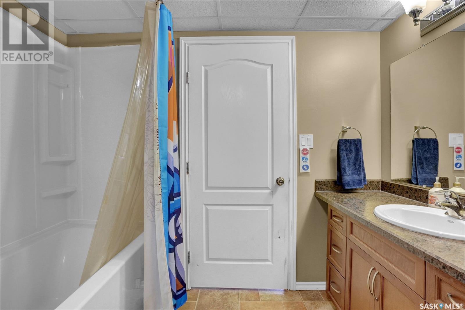 1643 General Crescent, Moose Jaw, Saskatchewan  S6H 6M2 - Photo 31 - SK006822