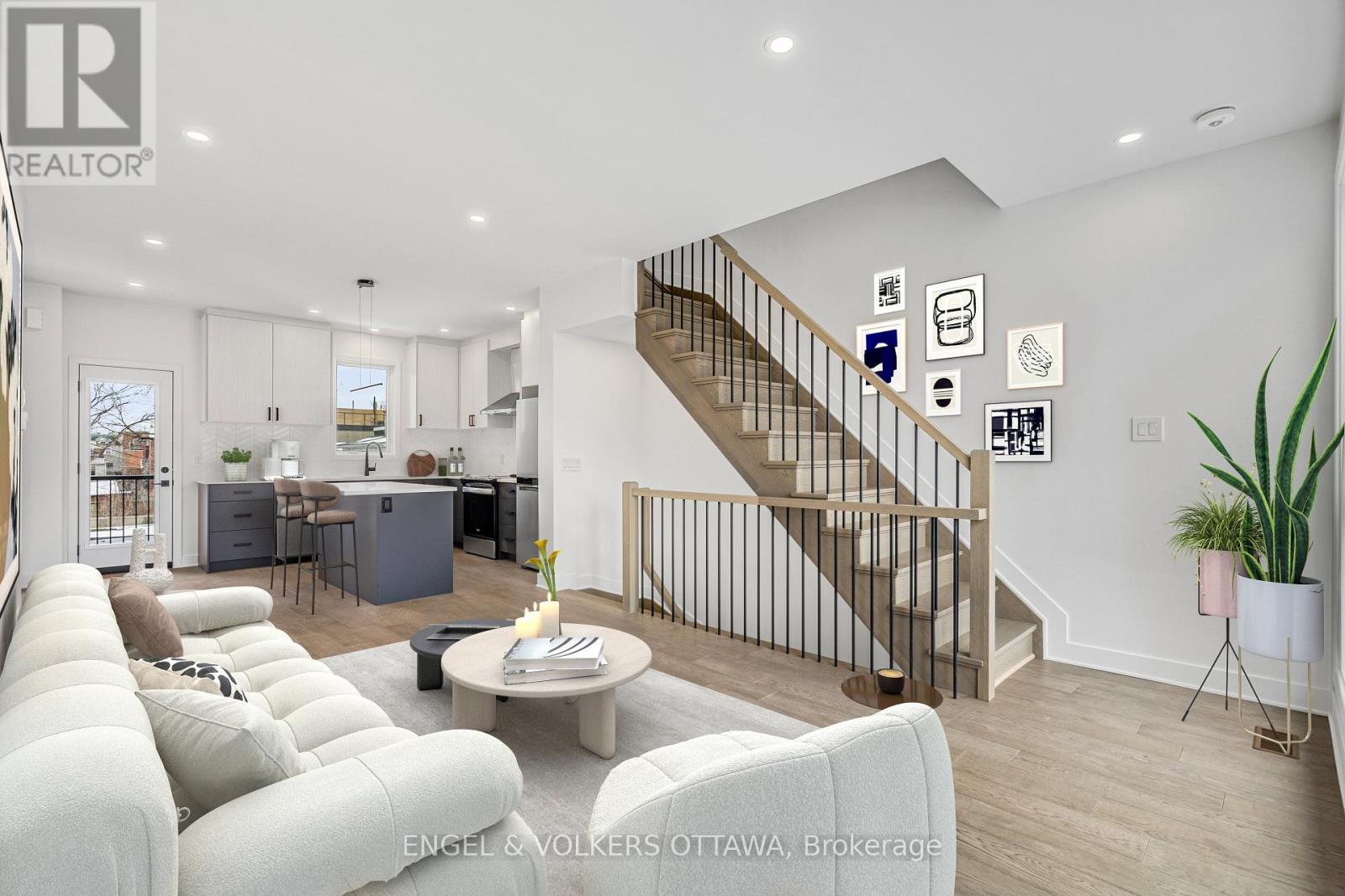 73 Parent Avenue, Ottawa, Ontario  K1N 0E6 - Photo 13 - X12171919