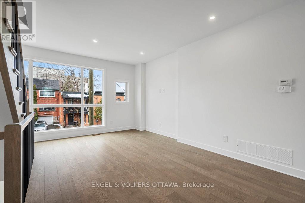 73 Parent Avenue, Ottawa, Ontario  K1N 0E6 - Photo 27 - X12171919