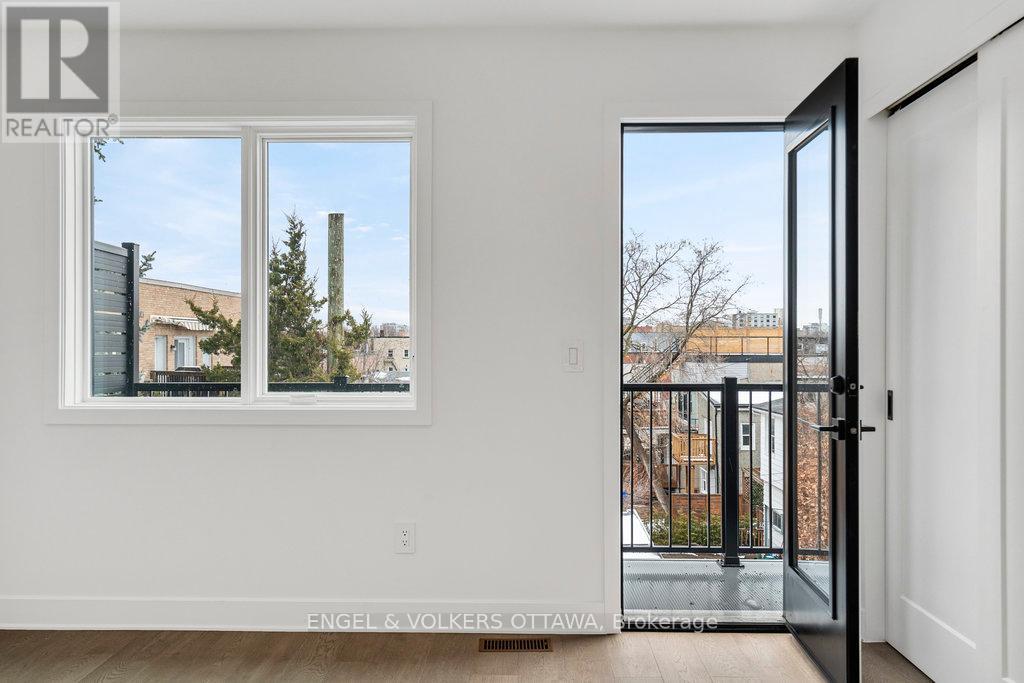 73 Parent Avenue, Ottawa, Ontario  K1N 0E6 - Photo 34 - X12171919