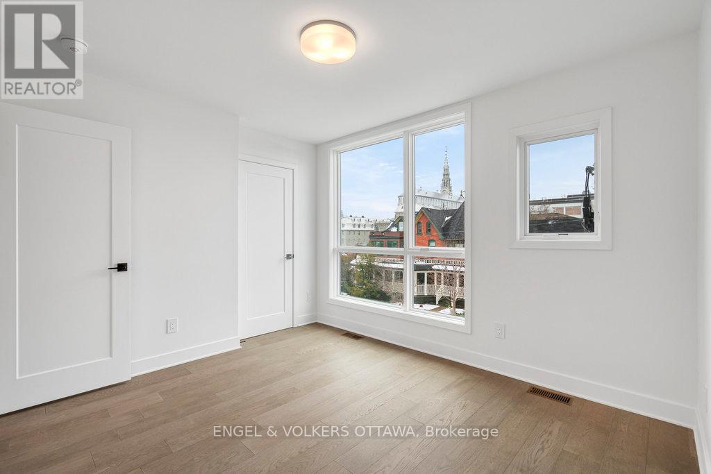 73 Parent Avenue, Ottawa, Ontario  K1N 0E6 - Photo 40 - X12171919