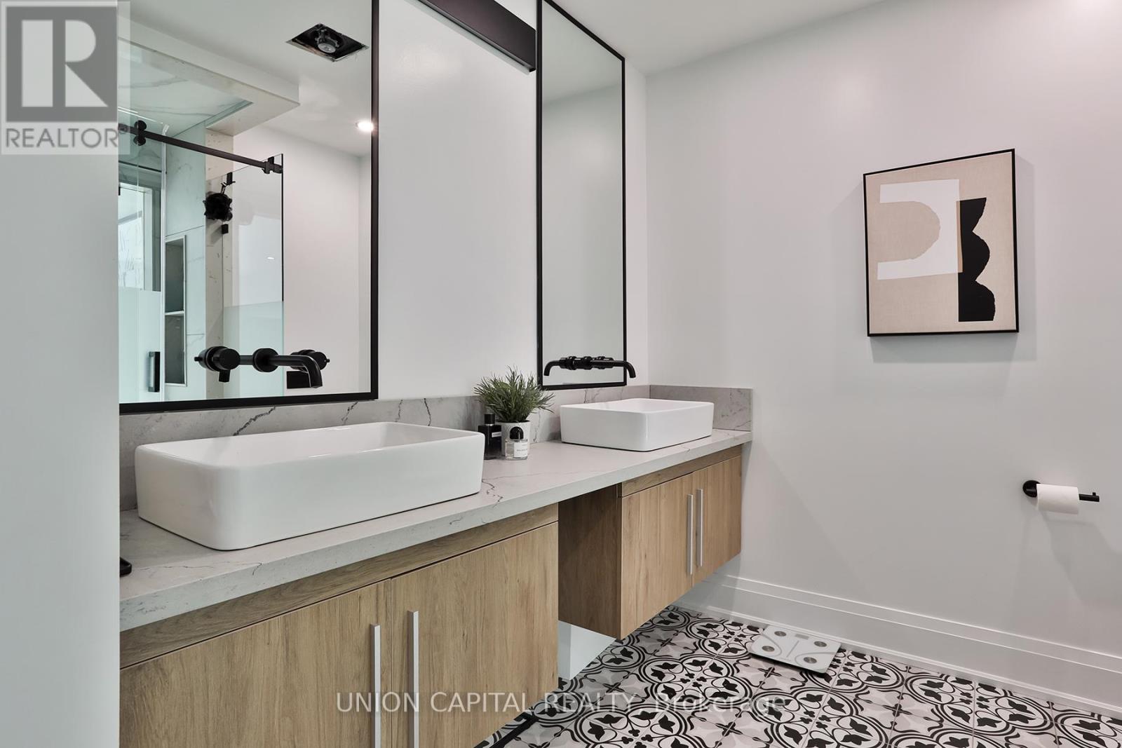 22 Mcarthur Street, Toronto, Ontario  M9P 3M7 - Photo 25 - W12161917