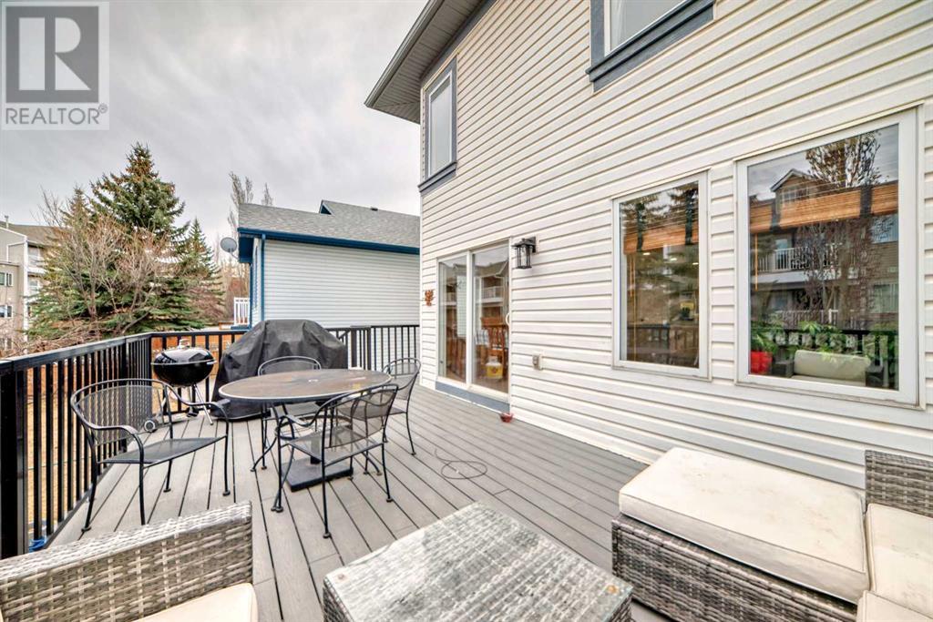 14 Valley Ponds Crescent Nw, Calgary, Alberta  T3B 5T4 - Photo 32 - A2209951