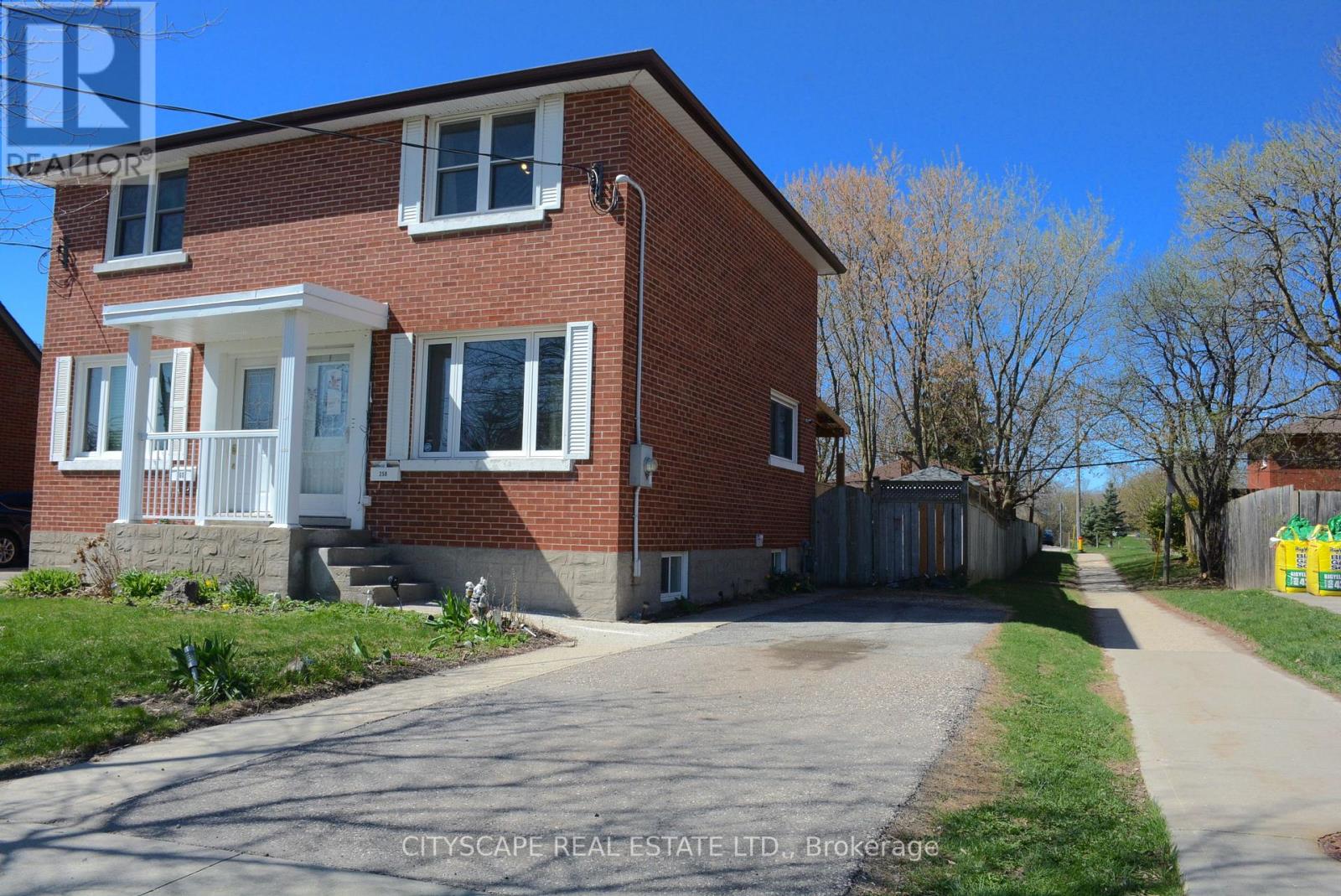 258 LORNE AVENUE, Kitchener, Ontario