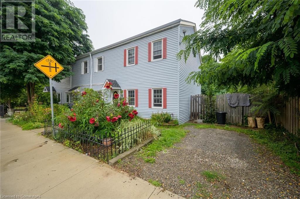Property at 19 STRACHAN Street E image 2