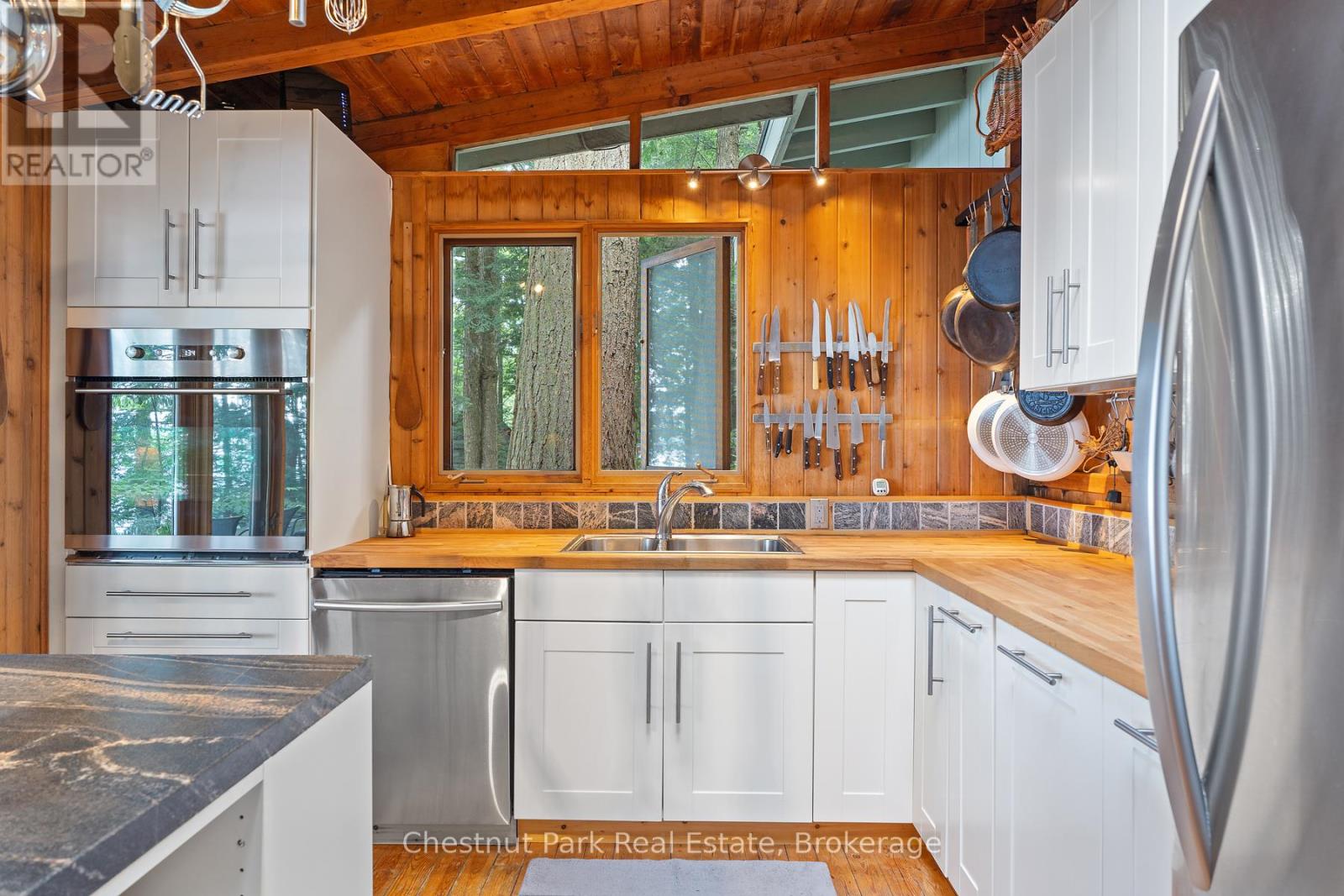 2 - 1029 Ham Road, Muskoka Lakes, Ontario  P0C 1A0 - Photo 10 - X12171935