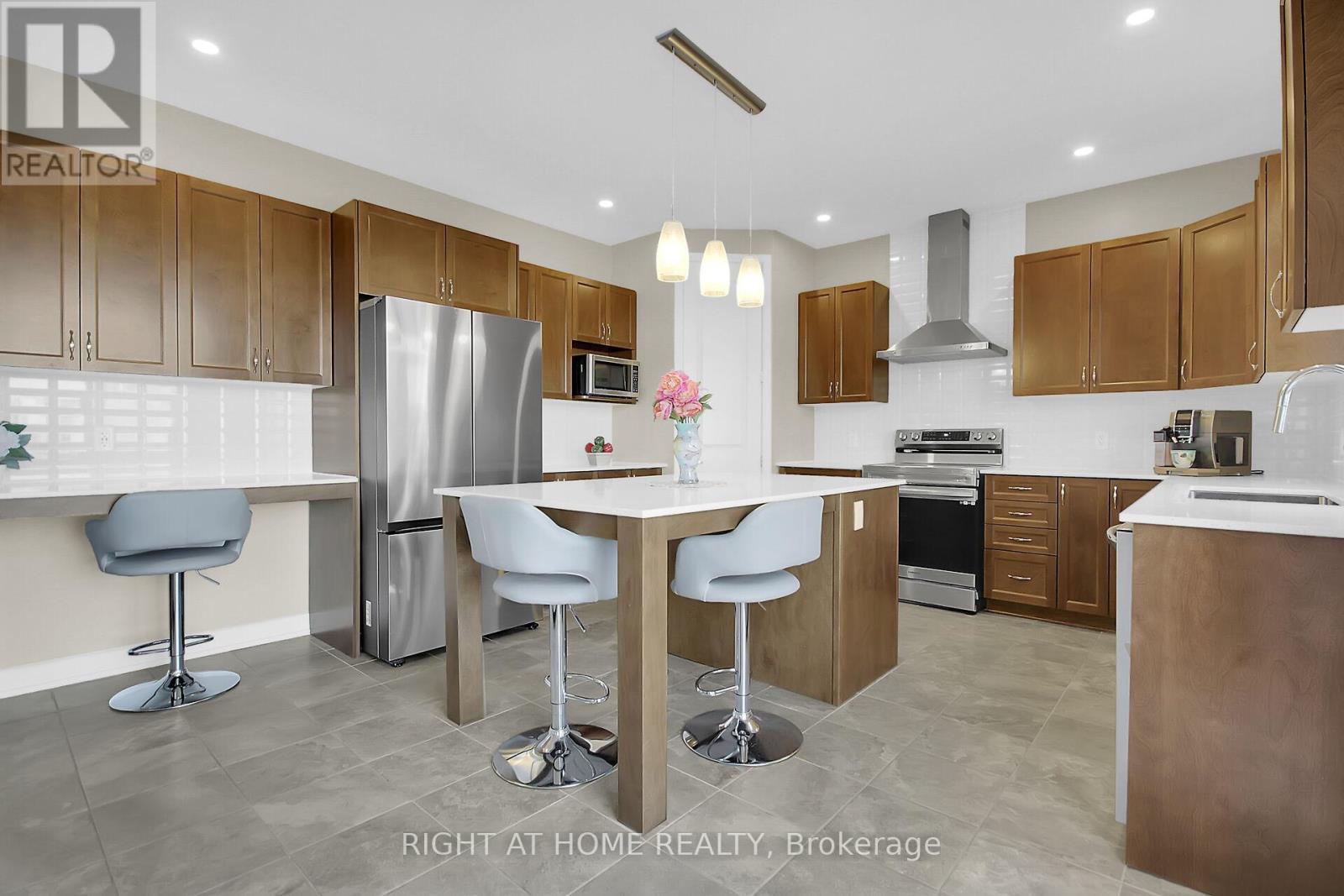 935 Embankment Street, Ottawa, Ontario  K2S 2P7 - Photo 20 - X12171945