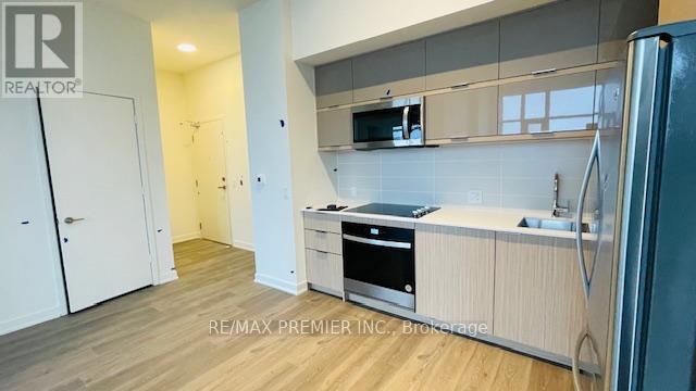 2402 - 10 DEERLICK COURT, Toronto, Ontario