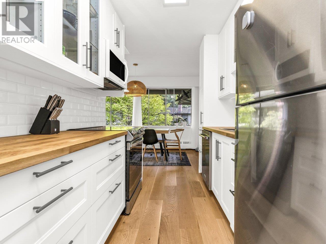 1004 235 Keith Road, West Vancouver, British Columbia  V7T 1L5 - Photo 4 - R3006197
