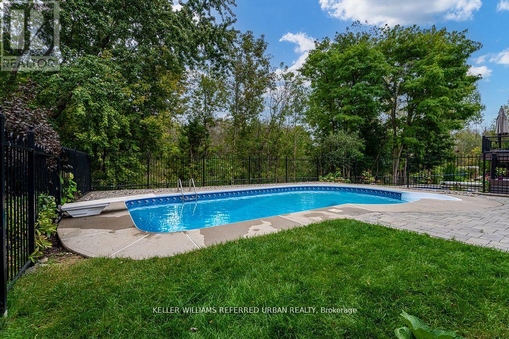 88 Timpson Drive, Aurora (Aurora Highlands), Ontario  L4G 5N4 - Photo 39 - N12120705