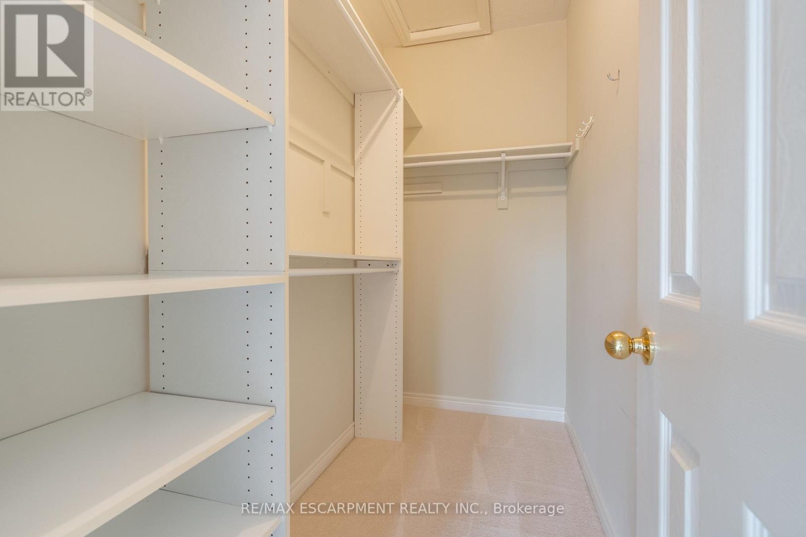 27 Gaines Avenue, Hamilton (Dundas), Ontario  L9H 7M4 - Photo 31 - X12171952