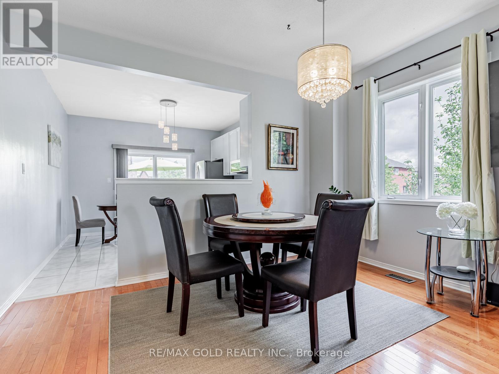 34 Sundridge Street, Brampton, Ontario  L7A 2J9 - Photo 8 - W12171300
