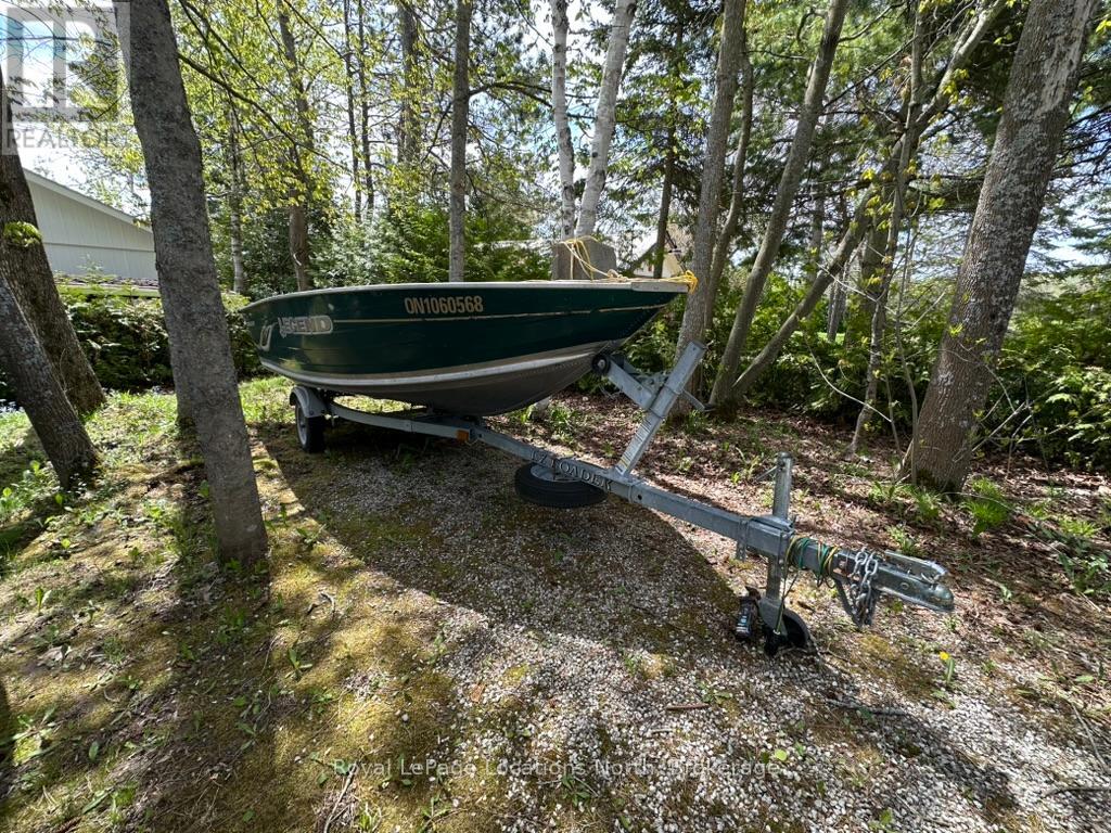 62 Miller Lake Shore Road, Northern Bruce Peninsula, Ontario  N0H 1Z0 - Photo 37 - X12168402