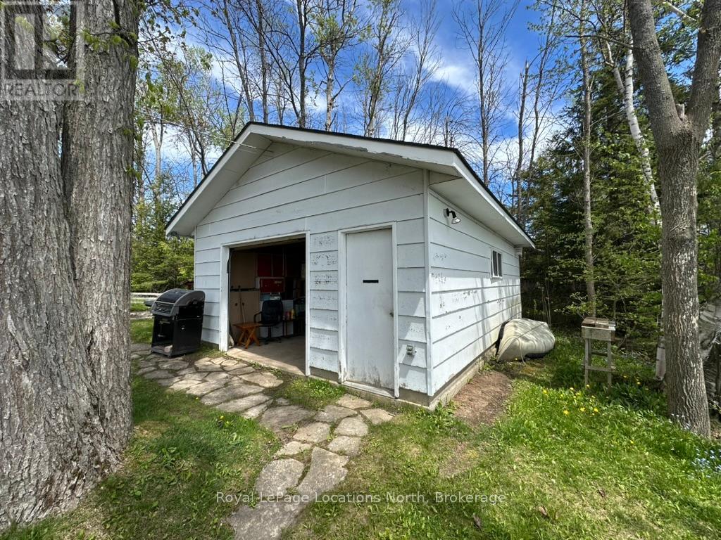 62 Miller Lake Shore Road, Northern Bruce Peninsula, Ontario  N0H 1Z0 - Photo 33 - X12168402