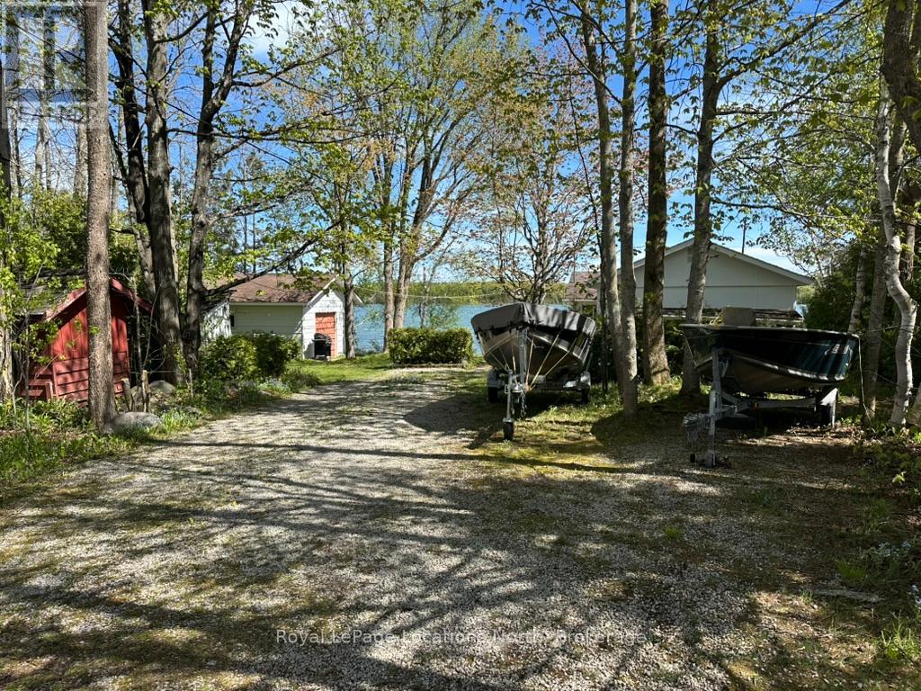 62 Miller Lake Shore Road, Northern Bruce Peninsula, Ontario  N0H 1Z0 - Photo 41 - X12168402