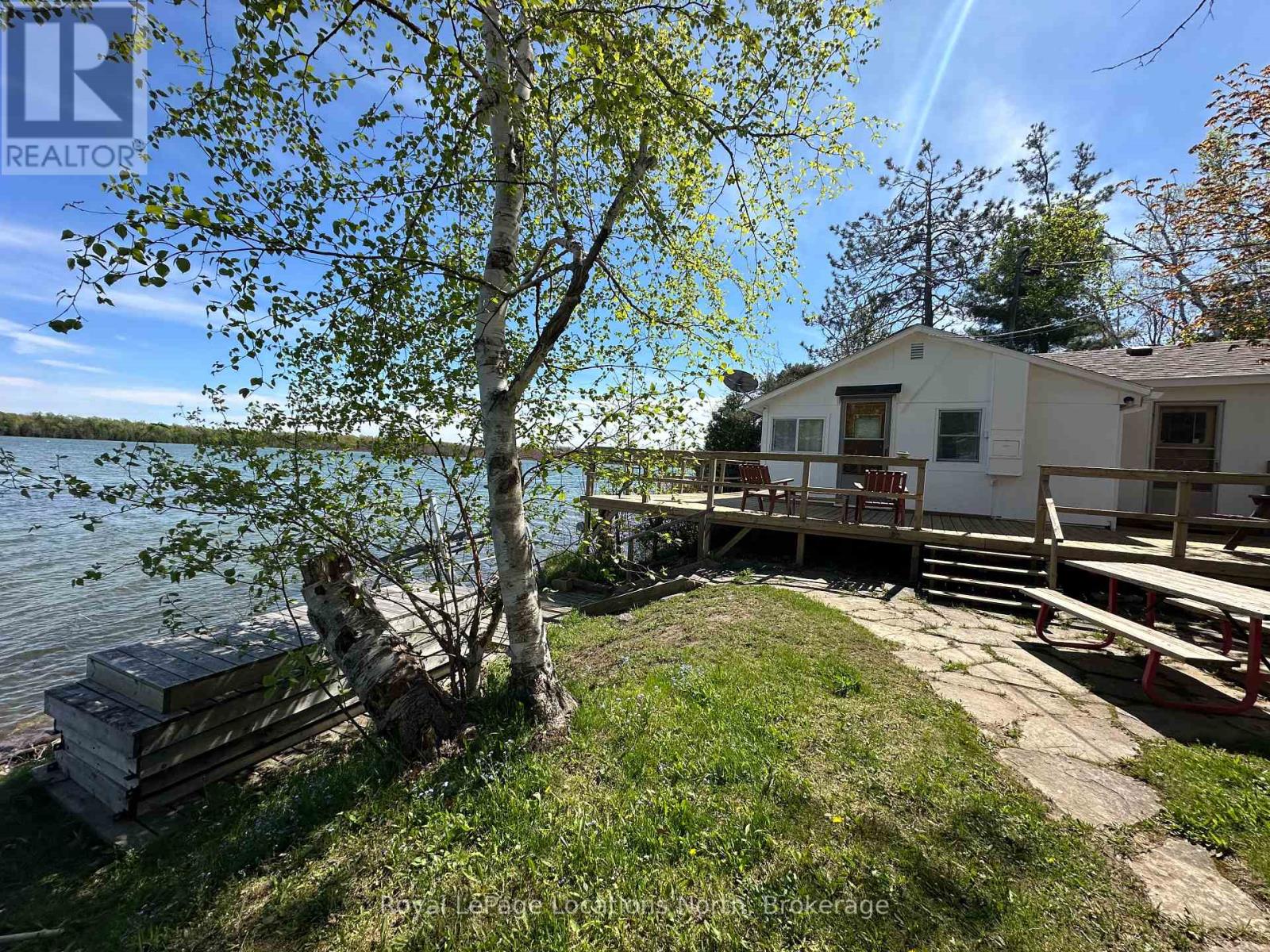 62 Miller Lake Shore Road, Northern Bruce Peninsula, Ontario  N0H 1Z0 - Photo 8 - X12168402