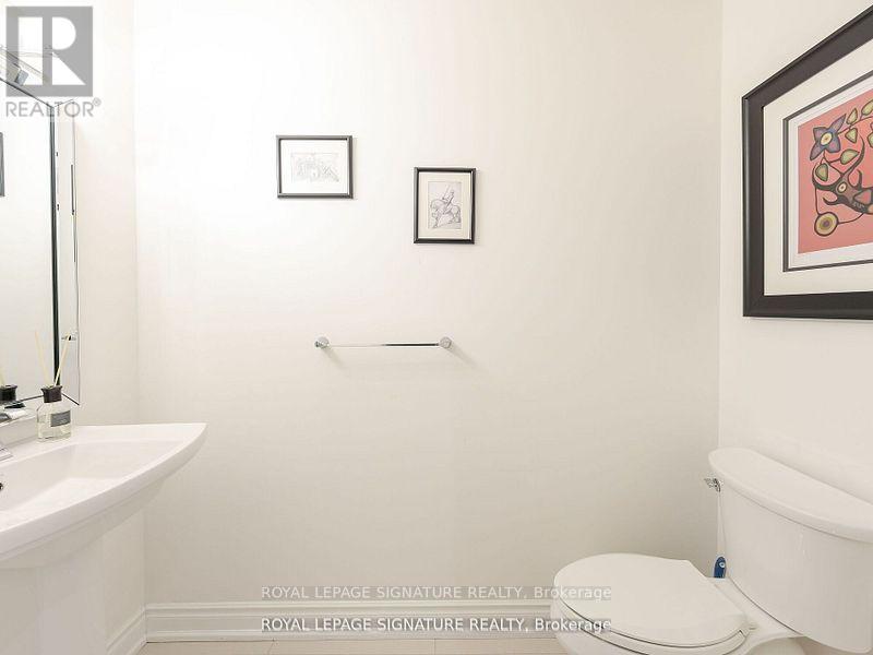 281 Mcgill Street, Mississauga, Ontario  L5A 1V3 - Photo 21 - W12156918