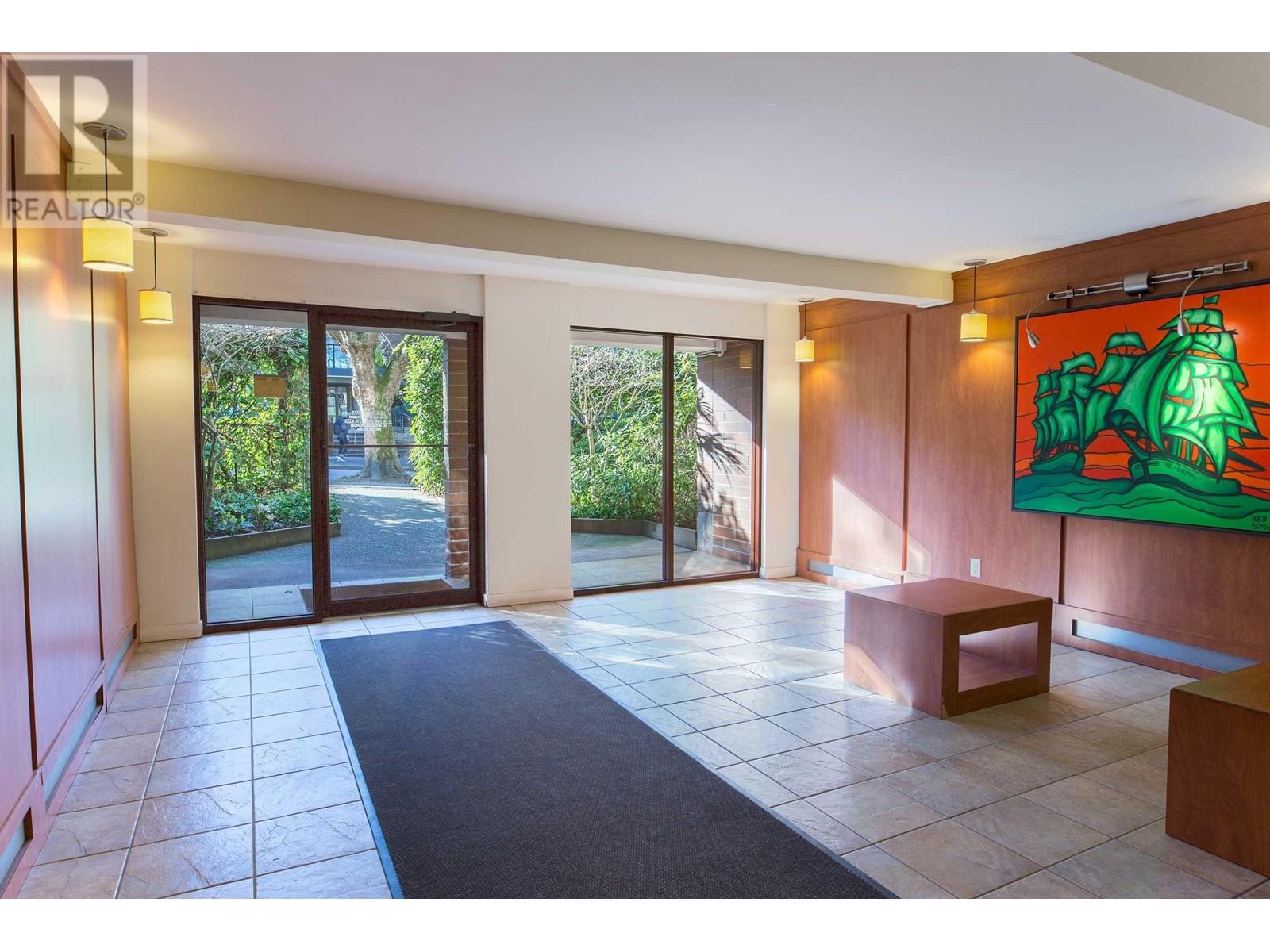 Listing Picture 5 of 38 : 201 1535 NELSON STREET, Vancouver / 溫哥華 - 魯藝地產 Yvonne Lu Group - MLS Medallion Club Member