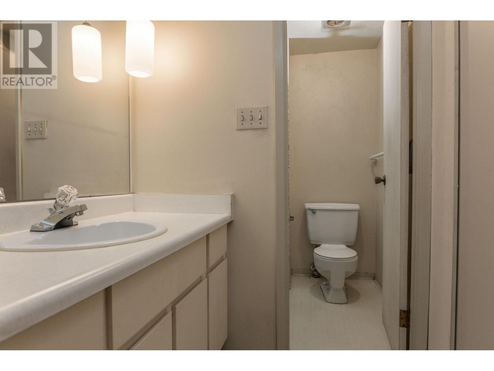 Listing Picture 29 of 38 : 201 1535 NELSON STREET, Vancouver / 溫哥華 - 魯藝地產 Yvonne Lu Group - MLS Medallion Club Member