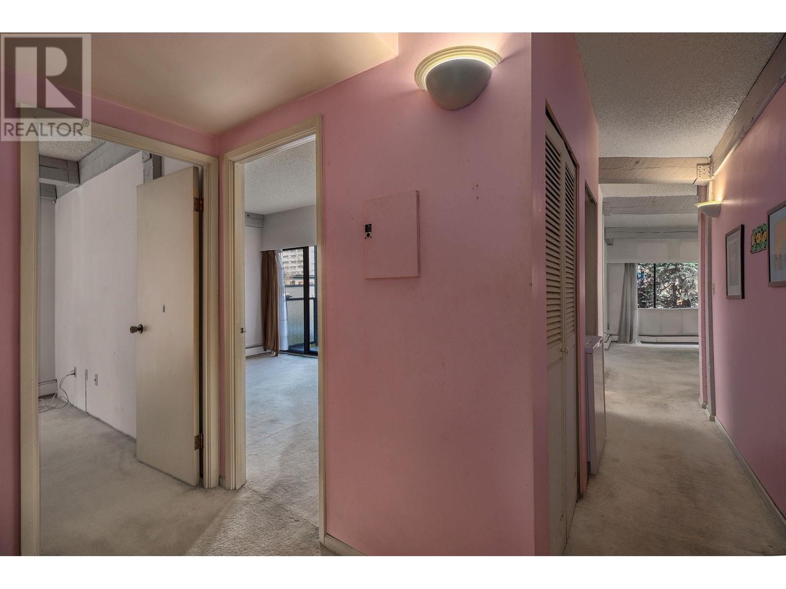 Listing Picture 18 of 38 : 201 1535 NELSON STREET, Vancouver / 溫哥華 - 魯藝地產 Yvonne Lu Group - MLS Medallion Club Member