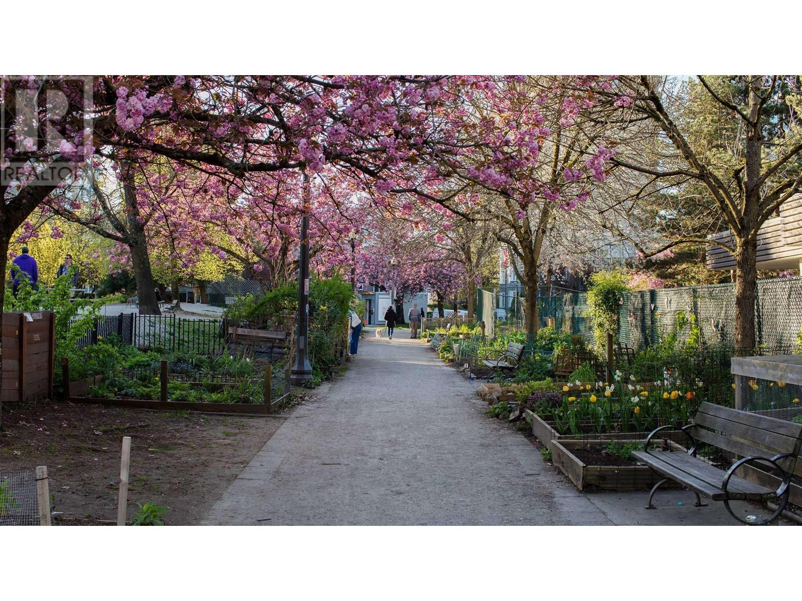 Listing Picture 36 of 38 : 201 1535 NELSON STREET, Vancouver / 溫哥華 - 魯藝地產 Yvonne Lu Group - MLS Medallion Club Member