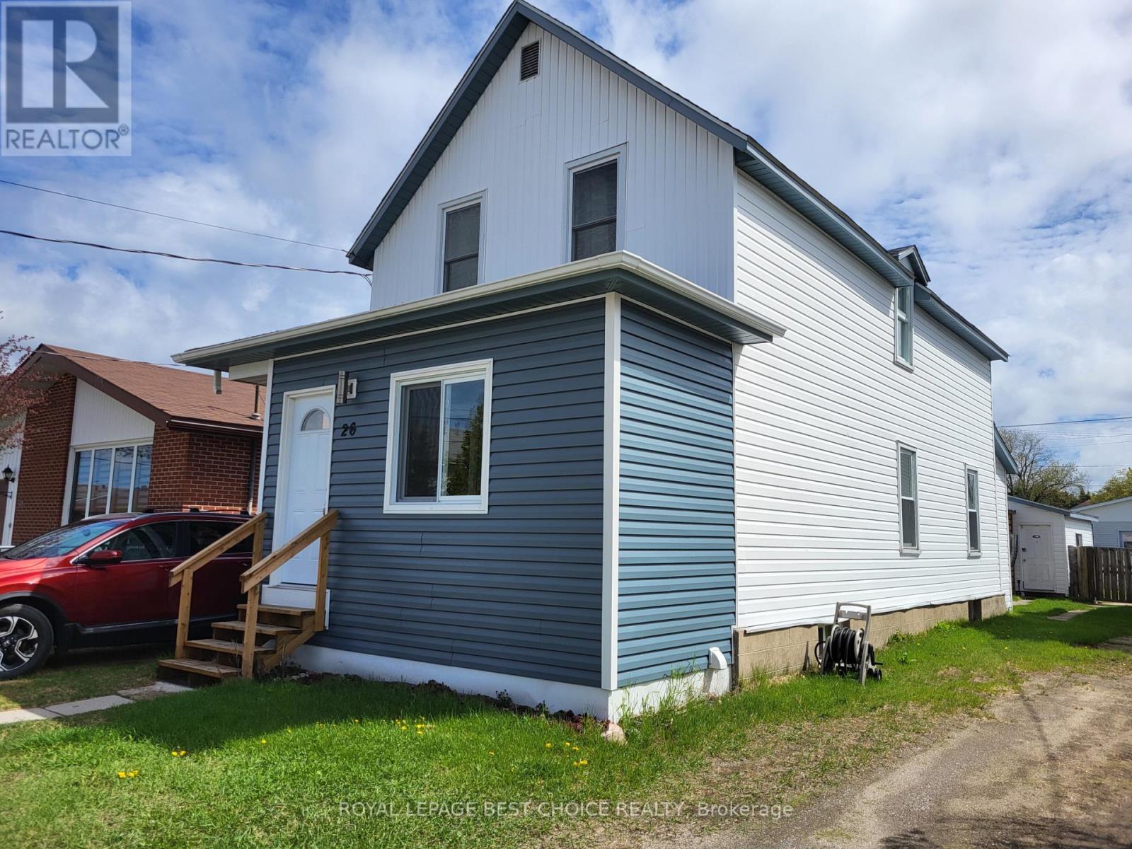 26 Aberdeen Street N, Chapleau, Ontario  P0M 1K0 - Photo 2 - X12171987