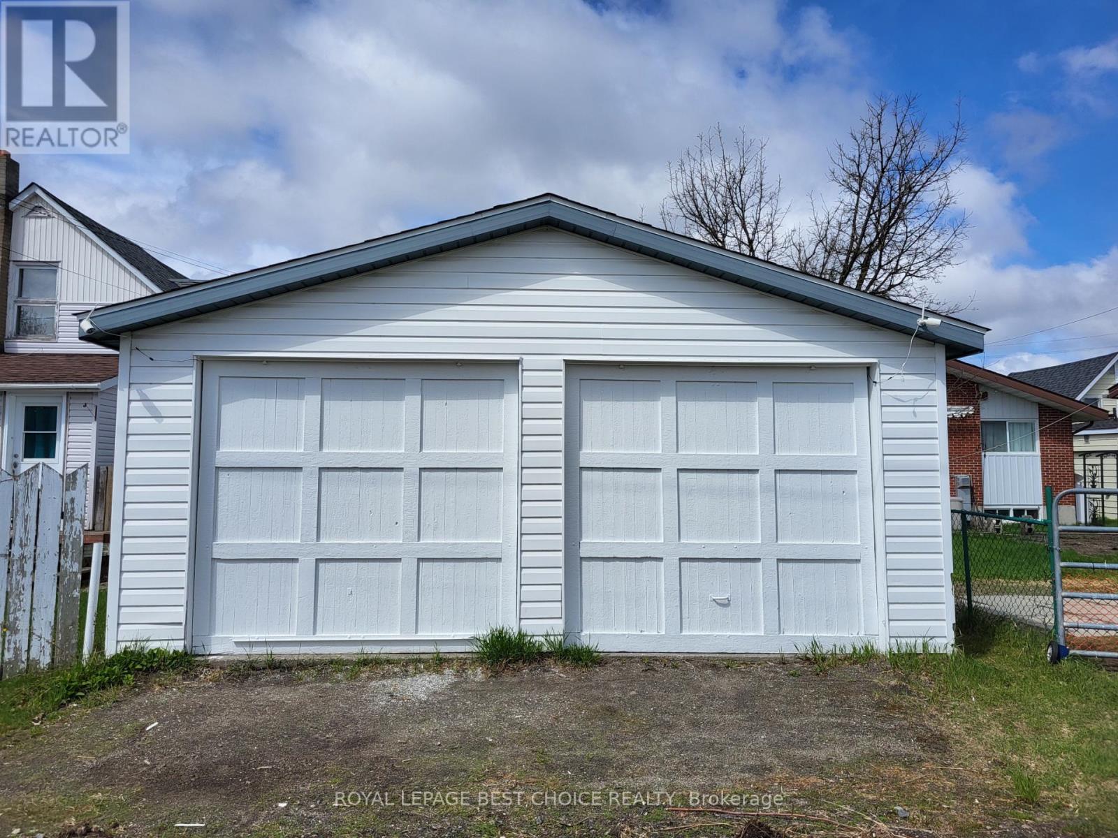 26 Aberdeen Street N, Chapleau, Ontario  P0M 1K0 - Photo 3 - X12171987