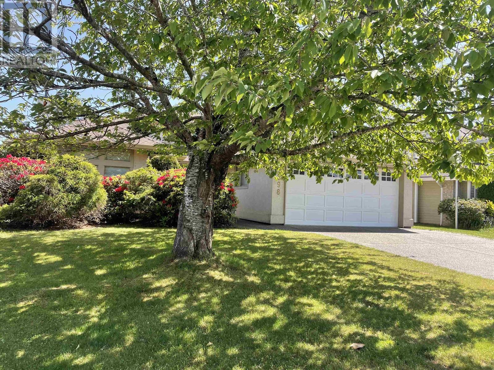 Property at 5398 COMMODORE DRIVE image 1