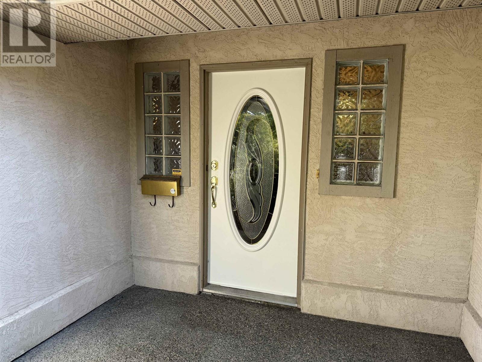 Property at 5398 COMMODORE DRIVE image 3