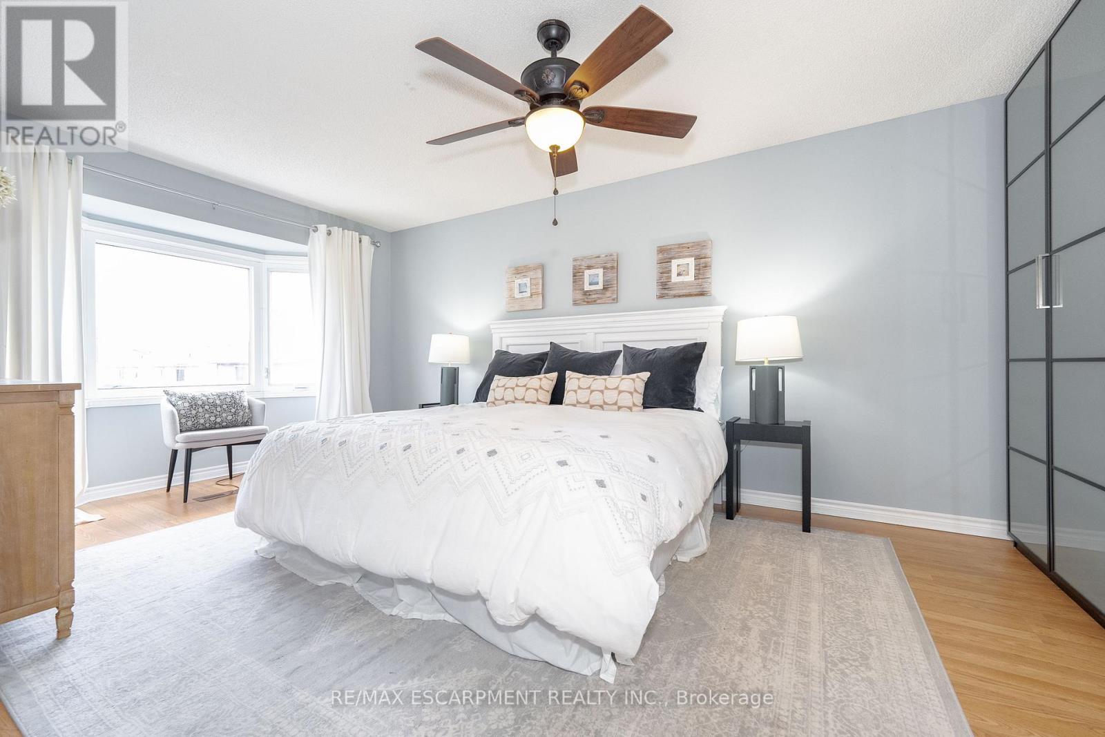 2485 Newport Street, Burlington, Ontario  L7M 3X7 - Photo 30 - W12102617