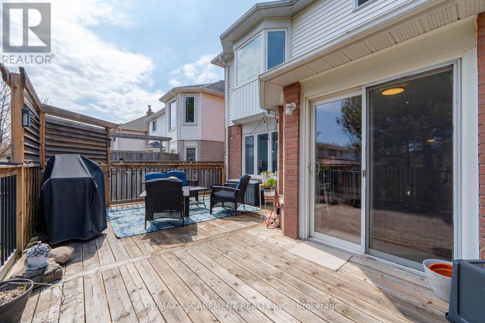 2485 Newport Street, Burlington, Ontario  L7M 3X7 - Photo 48 - W12102617