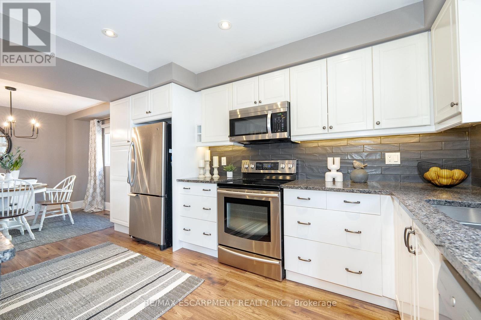 2485 Newport Street, Burlington, Ontario  L7M 3X7 - Photo 18 - W12102617