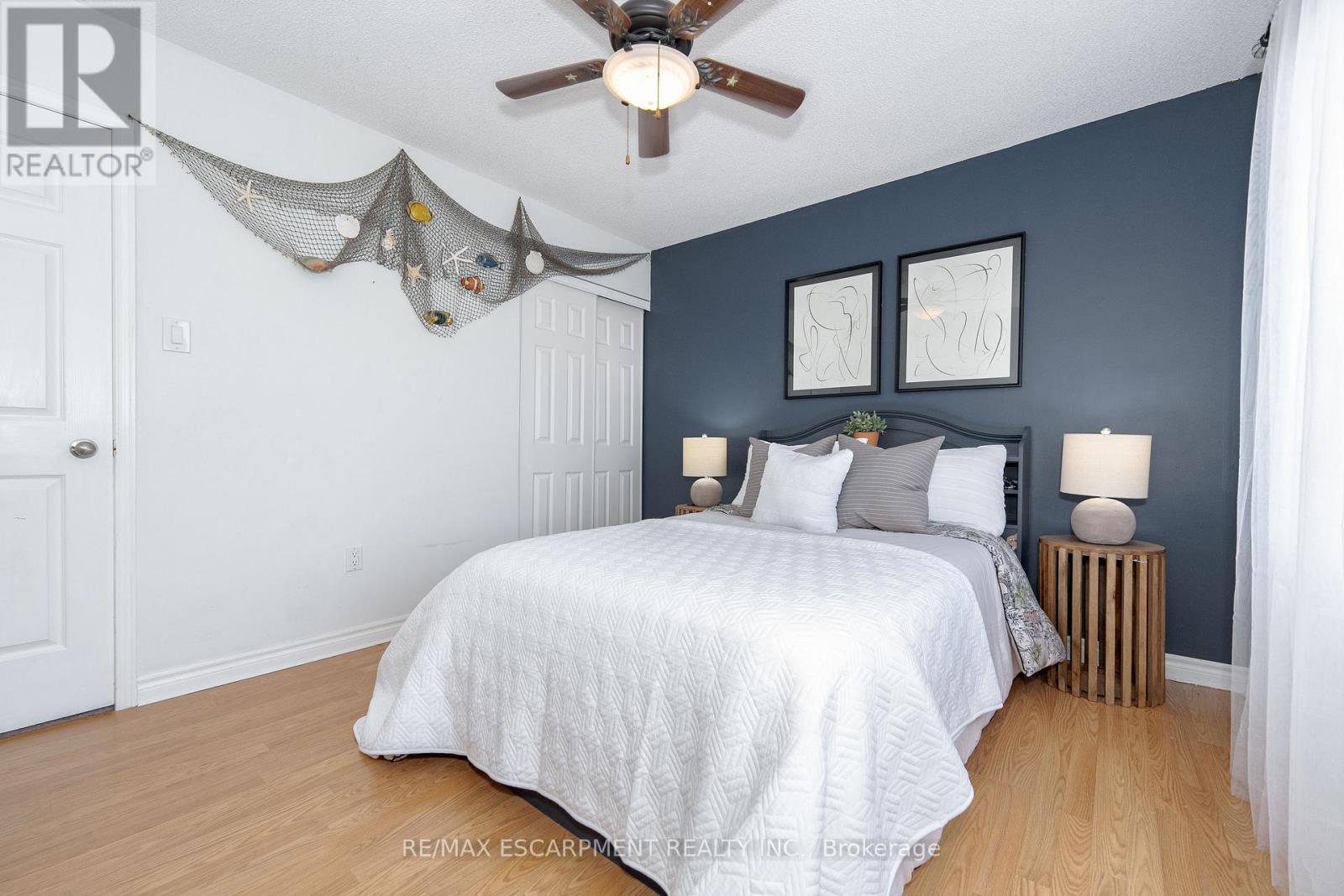 2485 Newport Street, Burlington, Ontario  L7M 3X7 - Photo 38 - W12102617