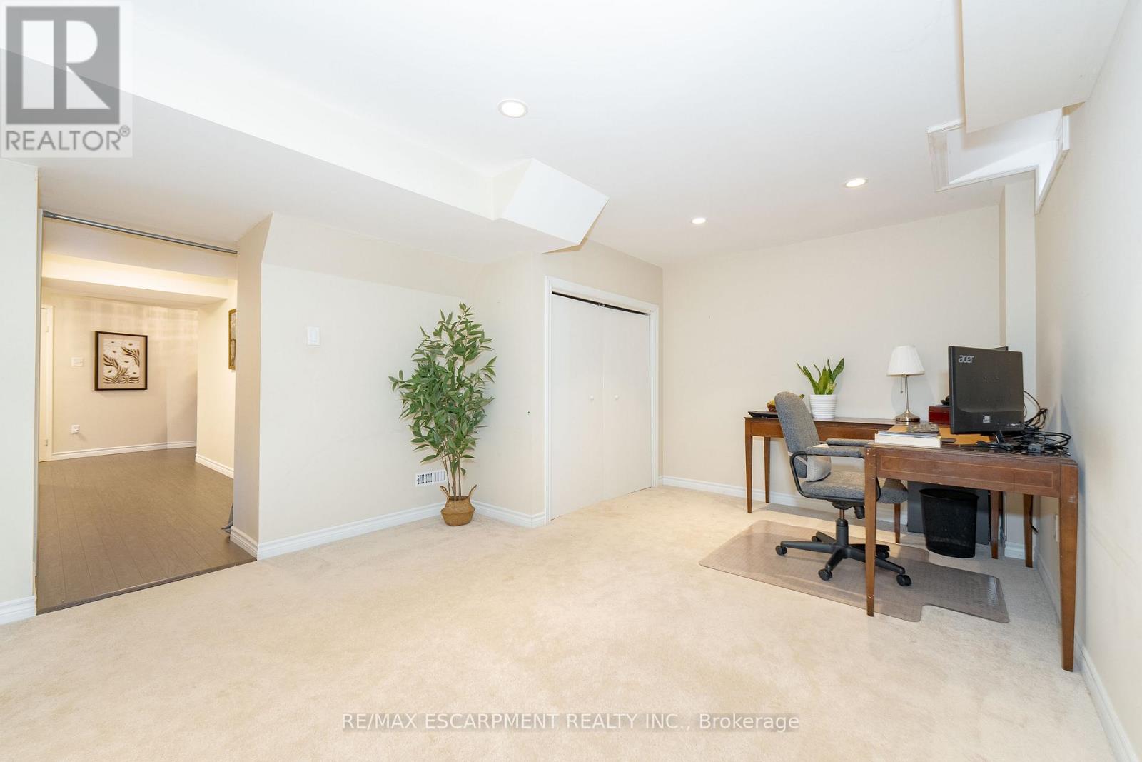 2485 Newport Street, Burlington, Ontario  L7M 3X7 - Photo 44 - W12102617