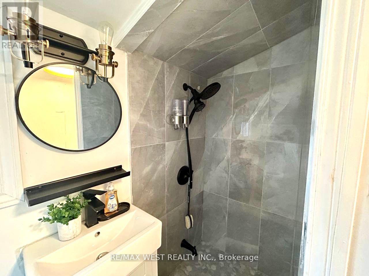 36 Fourteenth Street, Toronto, Ontario  M8V 3H9 - Photo 16 - W12171994