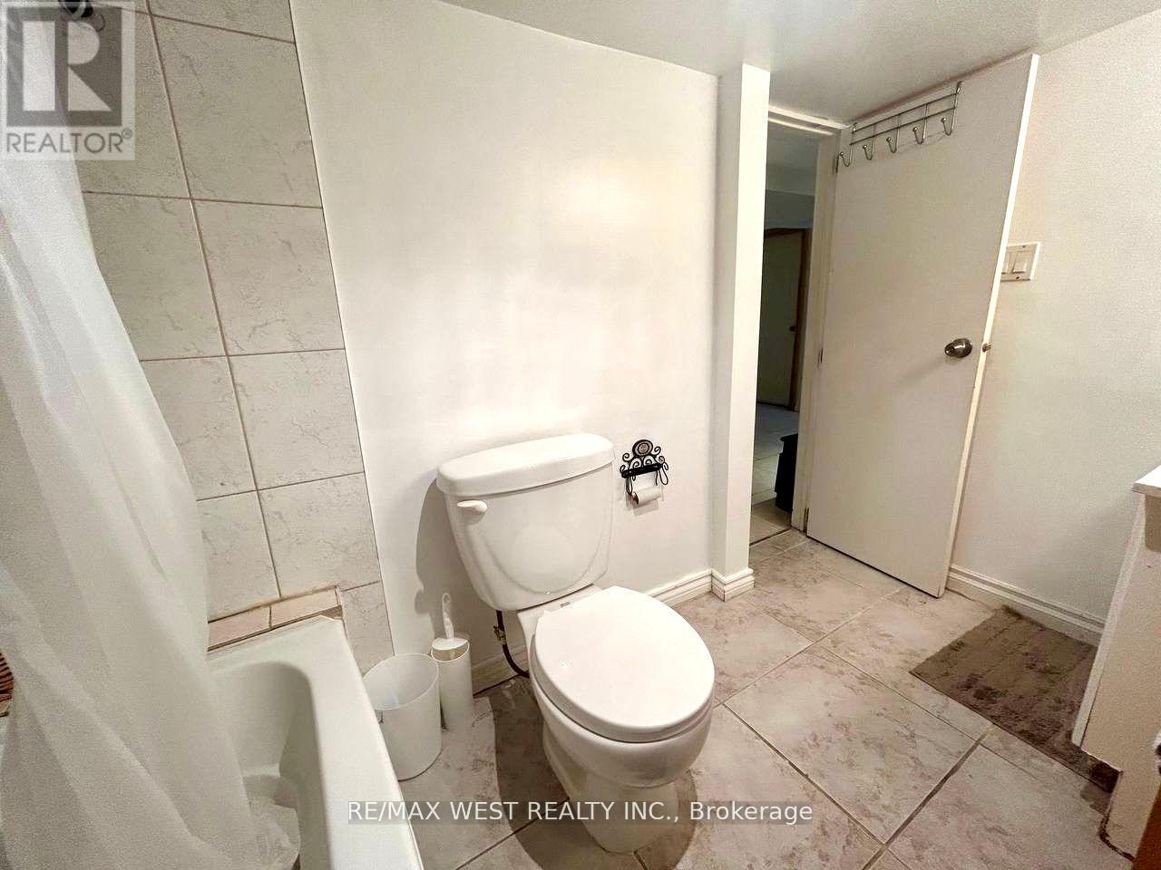 36 Fourteenth Street, Toronto, Ontario  M8V 3H9 - Photo 18 - W12171994